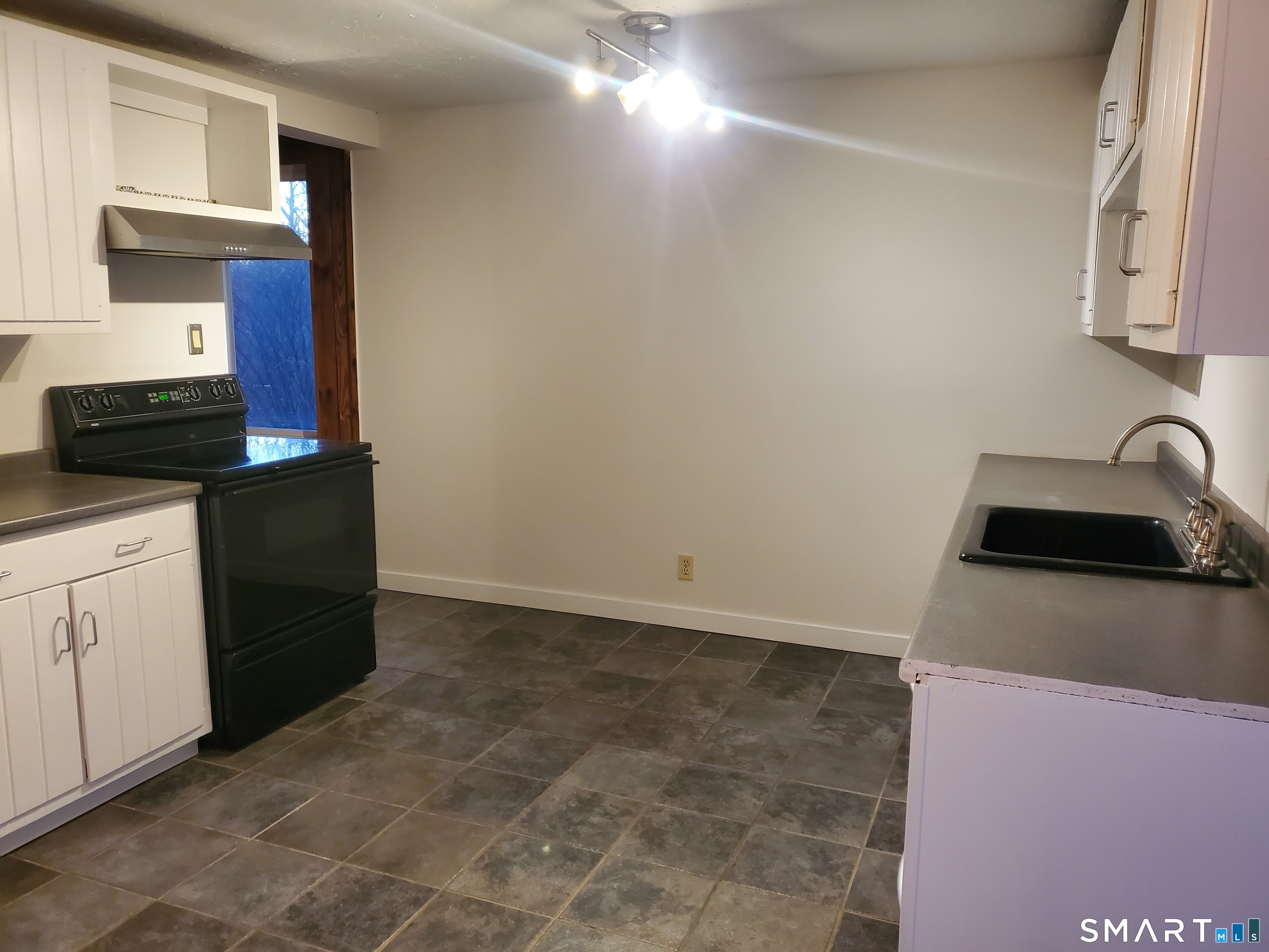 32 Hemlock Road Granby CT 06035