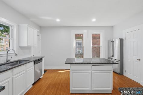 72-74 Lawrence Street Hartford CT 06106