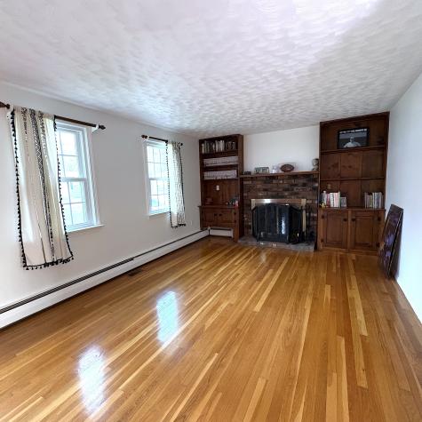 11 Brook Road Enfield CT 06082