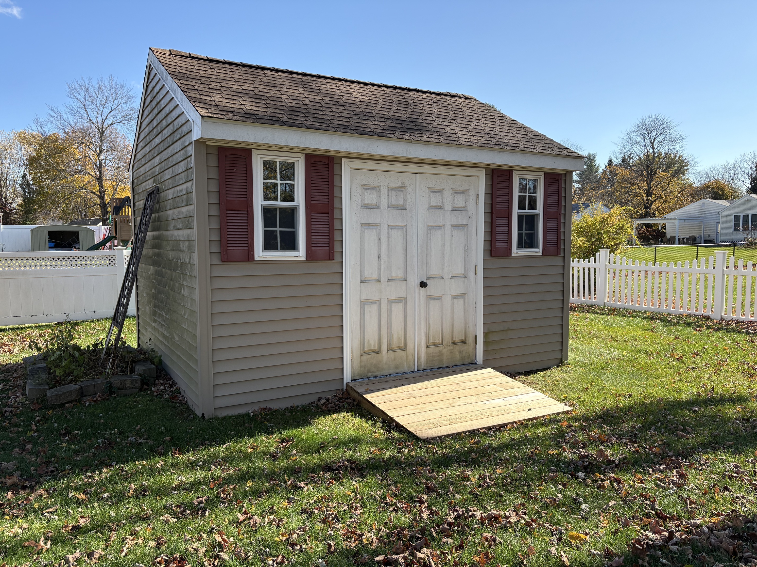 11 Brook Road Enfield CT 06082