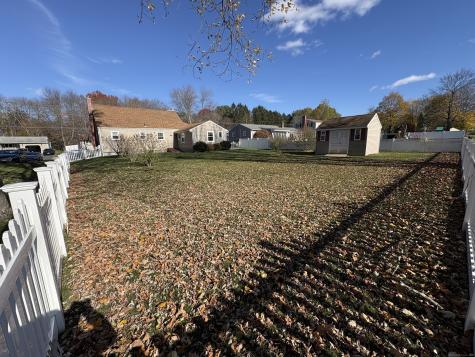 11 Brook Road Enfield CT 06082