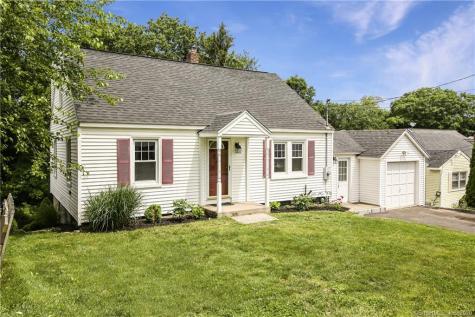 15 Virginia Avenue Danbury CT 06810