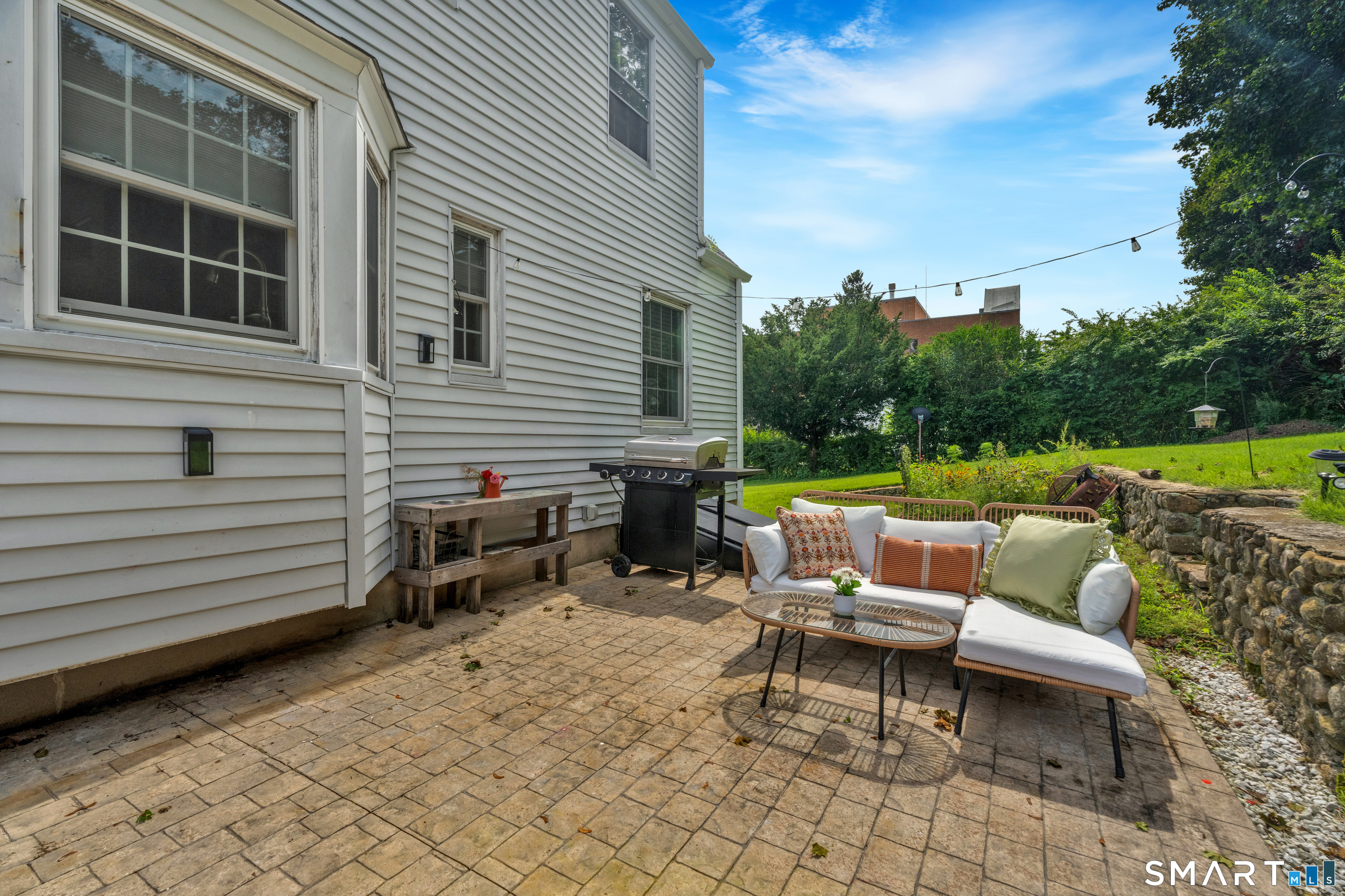 80 Oneco Avenue New London CT 06320