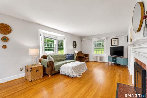 80 Oneco Avenue New London CT 06320
