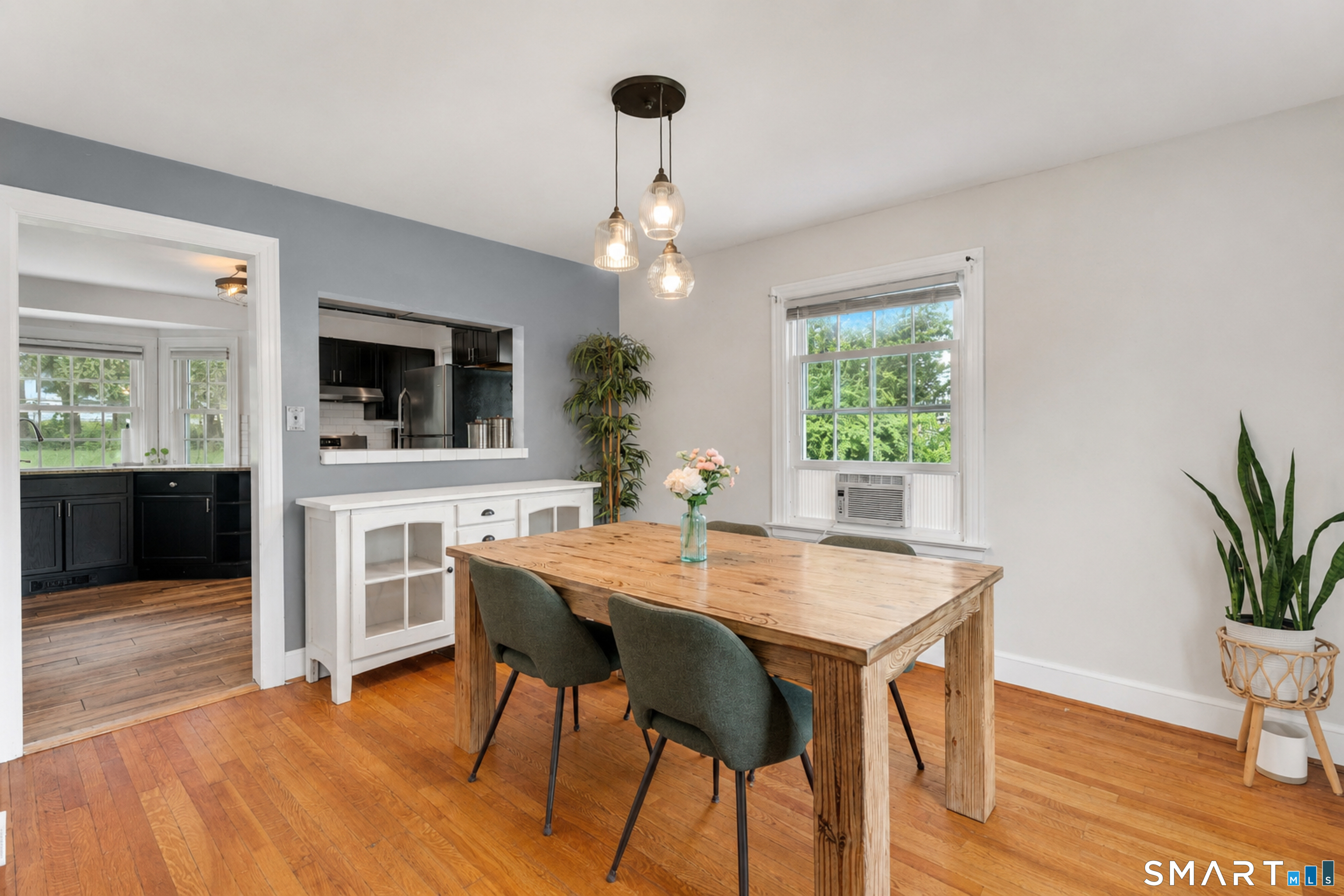 80 Oneco Avenue New London CT 06320