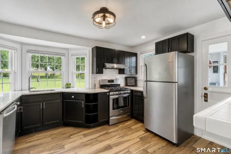 80 Oneco Avenue New London CT 06320