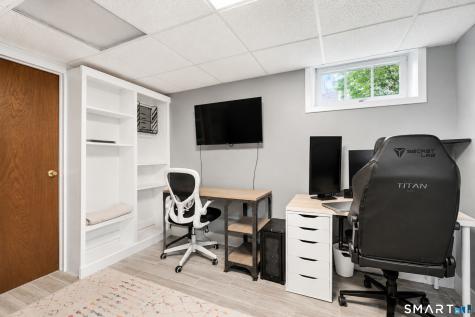 80 Oneco Avenue New London CT 06320