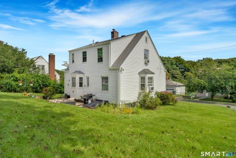 80 Oneco Avenue New London CT 06320