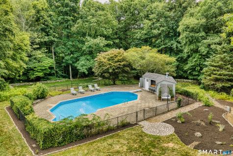 17 Plumtrees Road Newtown CT 06470