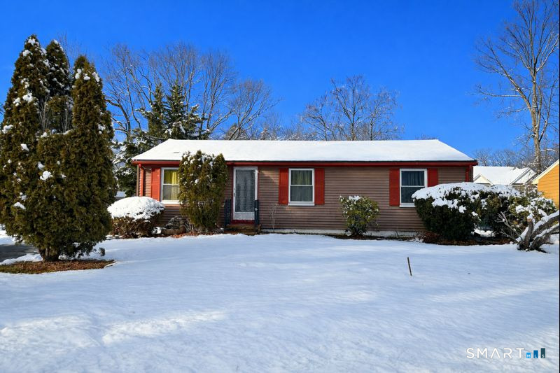 53 Farmstead Circle Bloomfield CT 06002