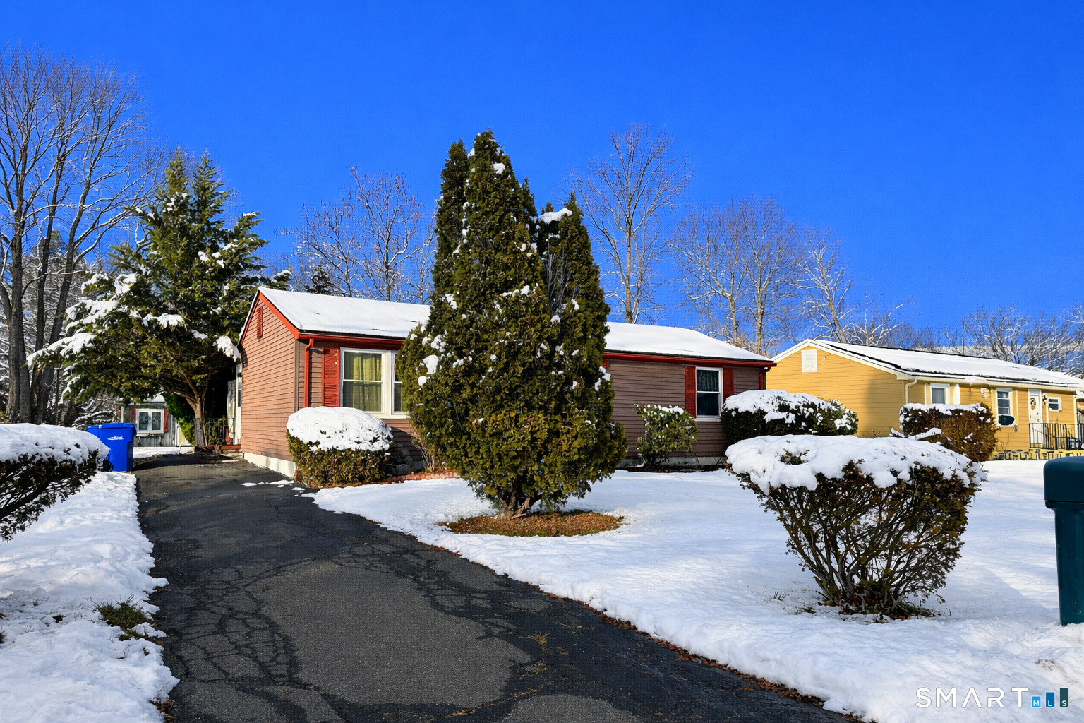 53 Farmstead Circle Bloomfield CT 06002