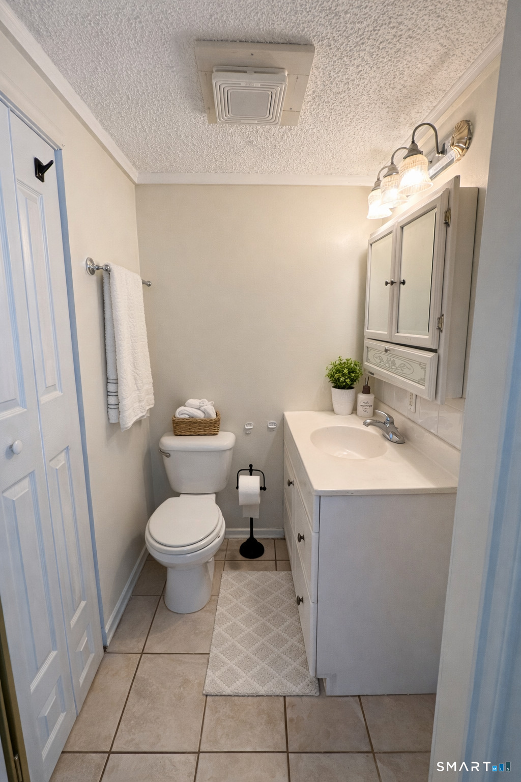 53 Farmstead Circle Bloomfield CT 06002