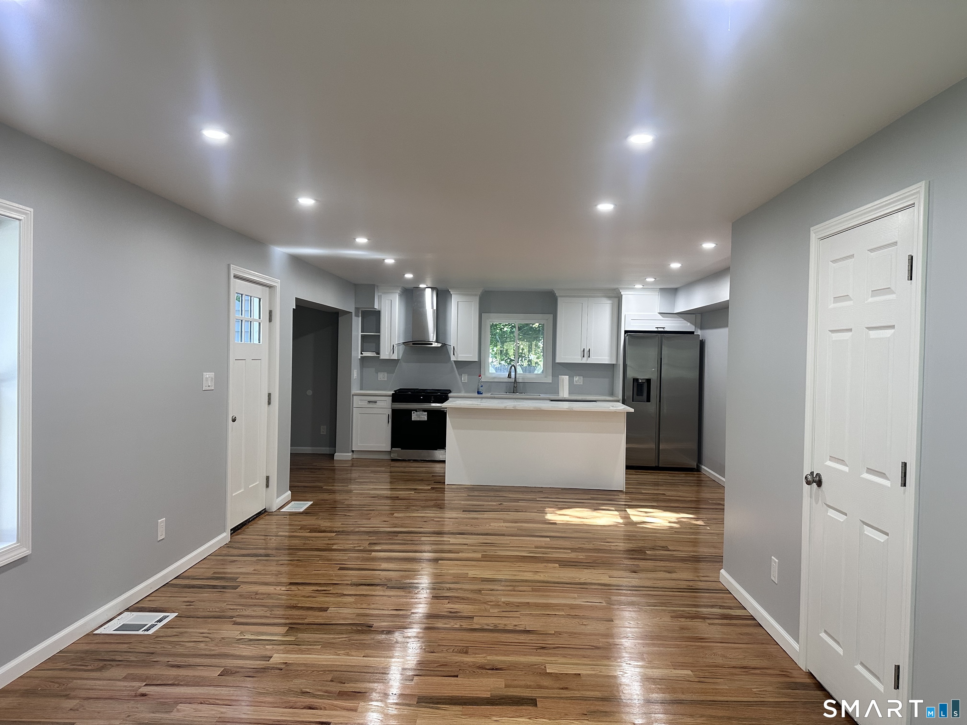 215 Maple Street East Haven CT 06512