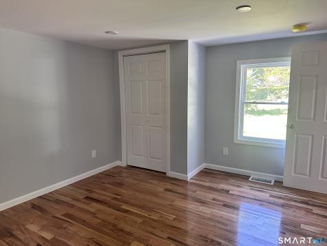 215 Maple Street East Haven CT 06512