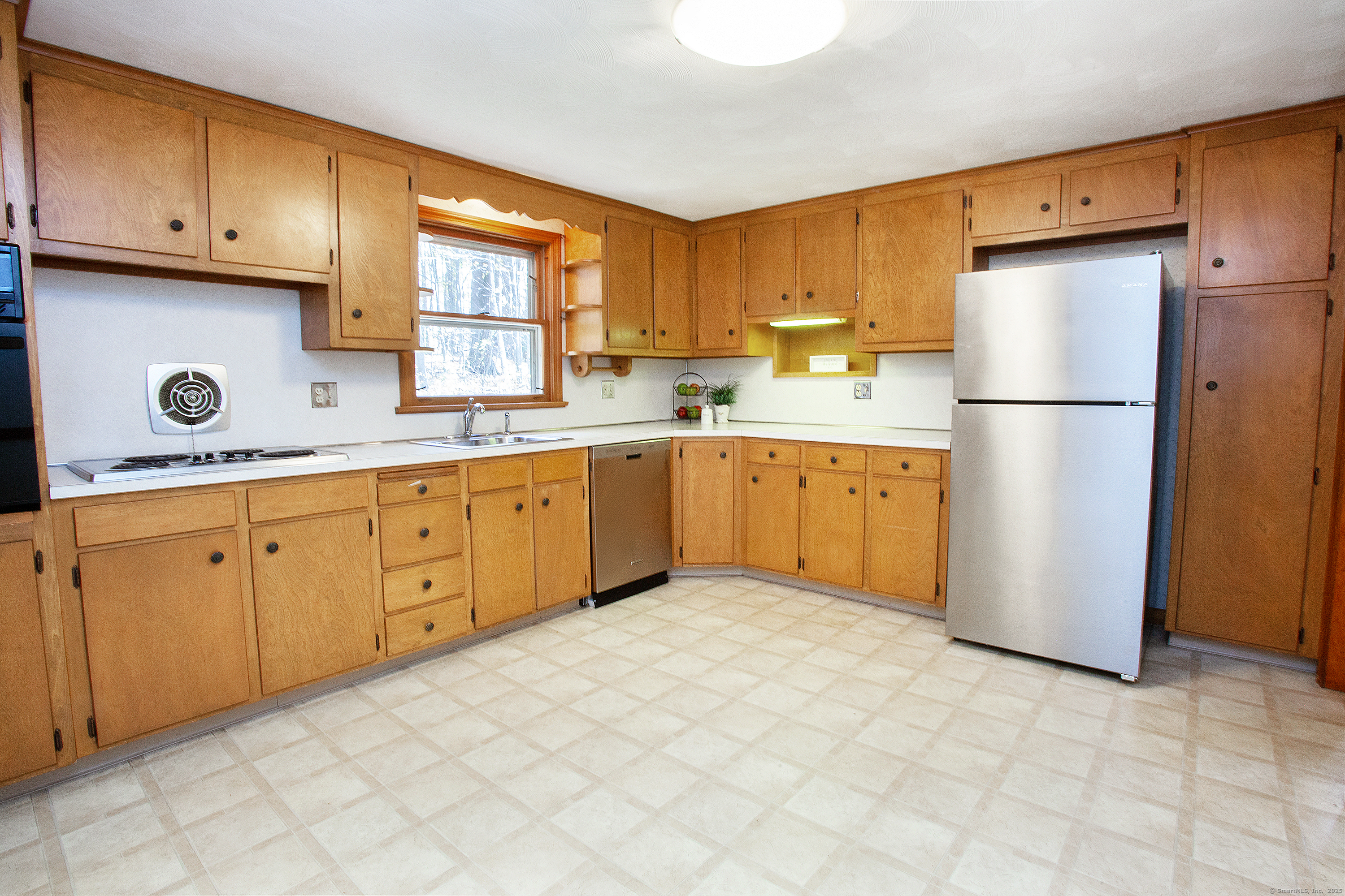 265 East Hill Road Canton CT 06019