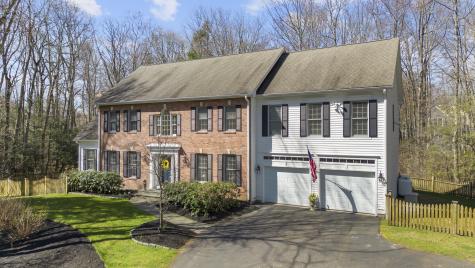 47 Stagecoach Road Avon CT 06001