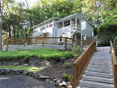 255 Manor Road Southbury CT 06488