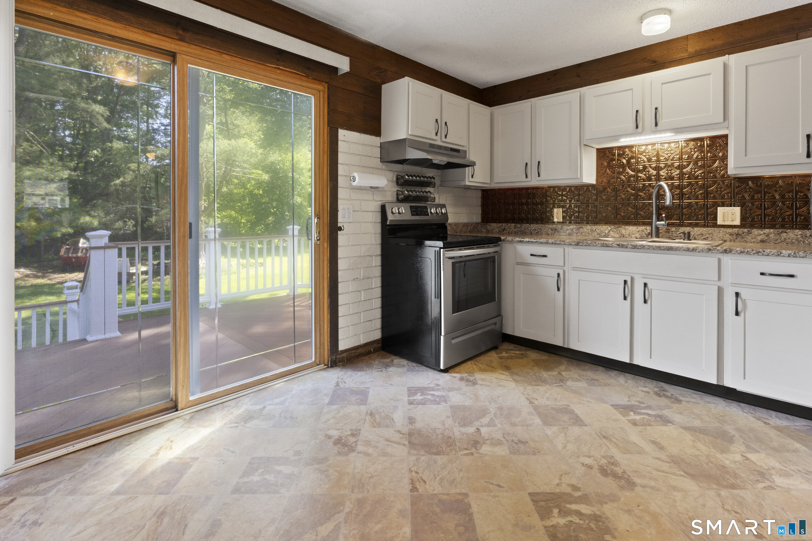 13 Fernwood Street Plainfield CT 06374
