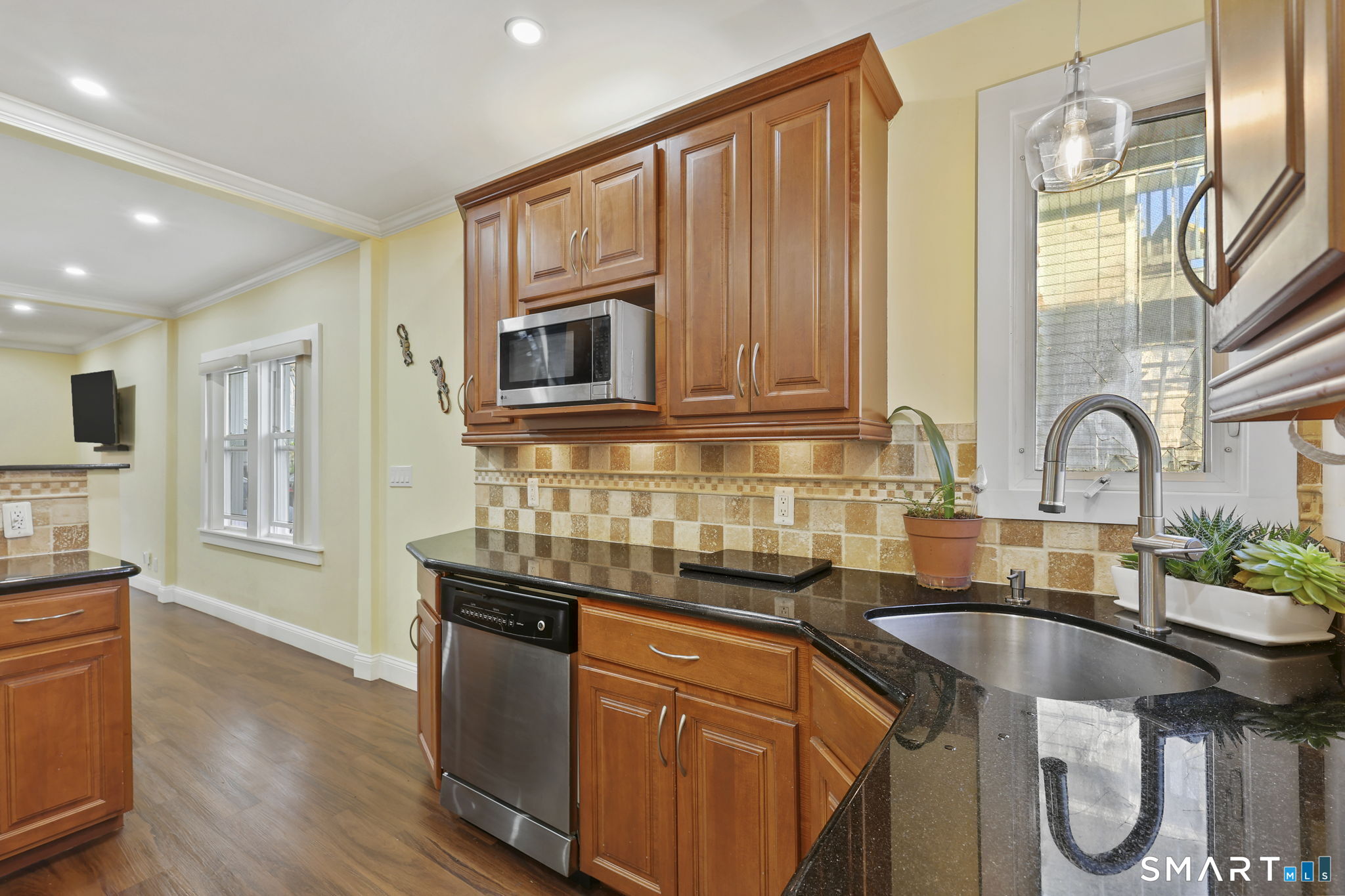 26 Melrose Place Stamford CT 06902