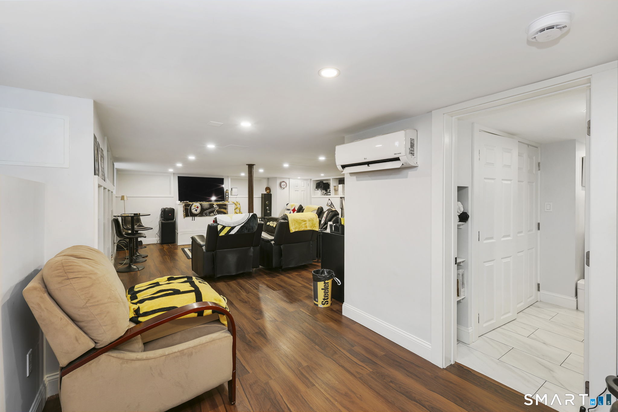 26 Melrose Place Stamford CT 06902