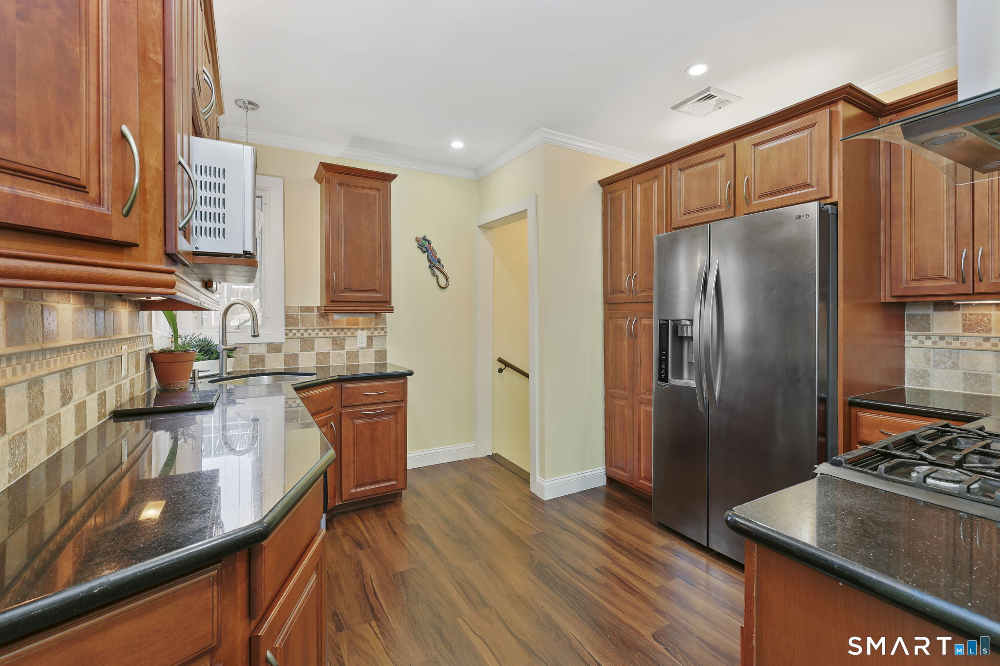 26 Melrose Place Stamford CT 06902