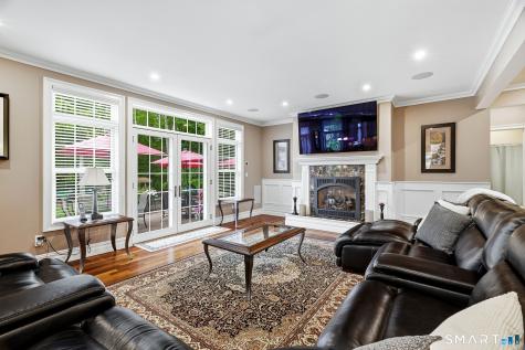 8 Lindera Lane Clinton CT 06413