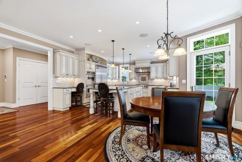 8 Lindera Lane Clinton CT 06413
