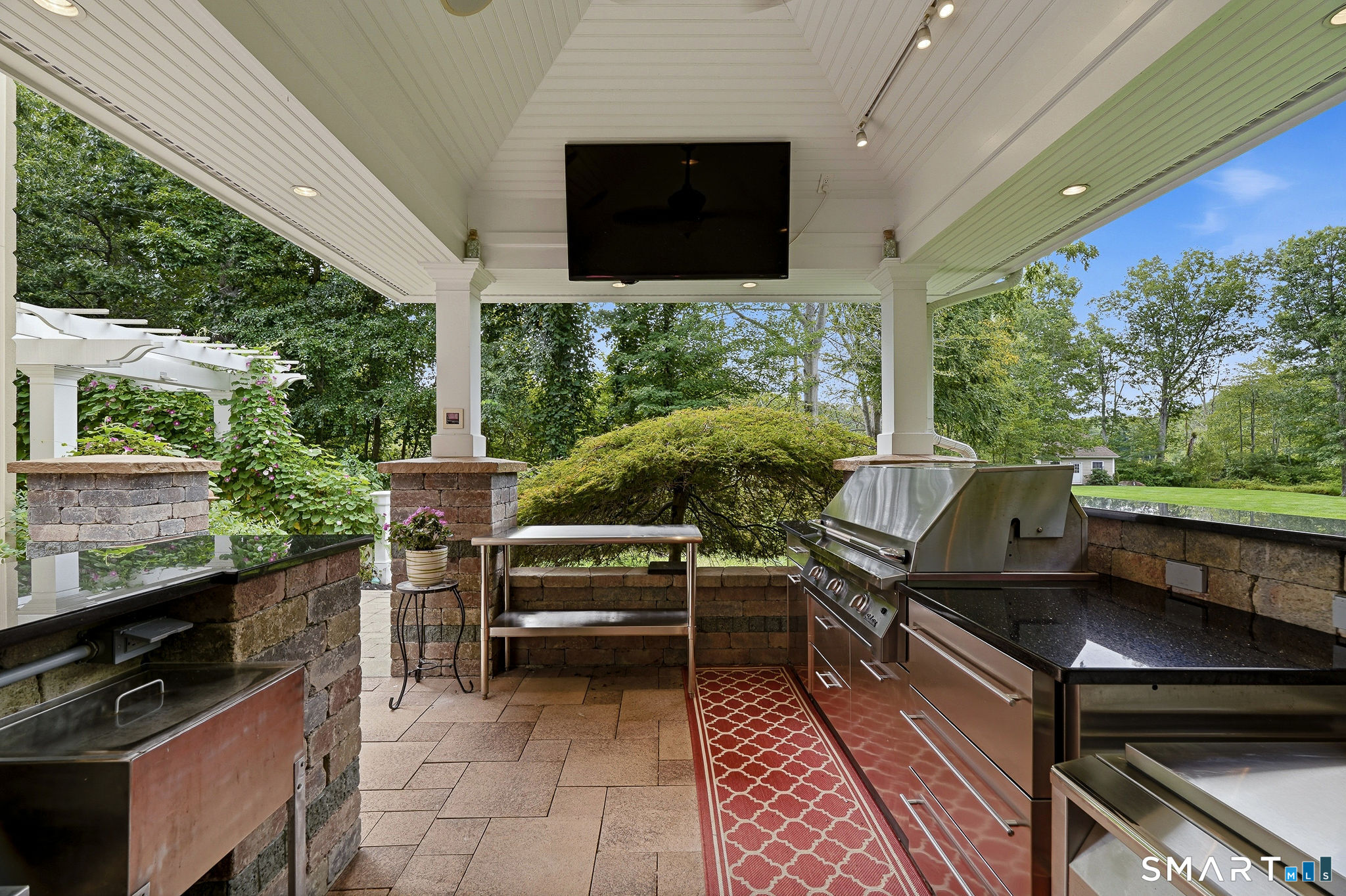 8 Lindera Lane Clinton CT 06413