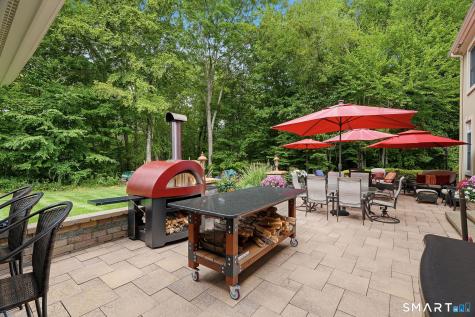 8 Lindera Lane Clinton CT 06413