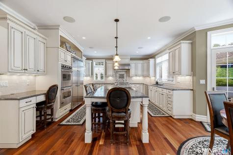 8 Lindera Lane Clinton CT 06413