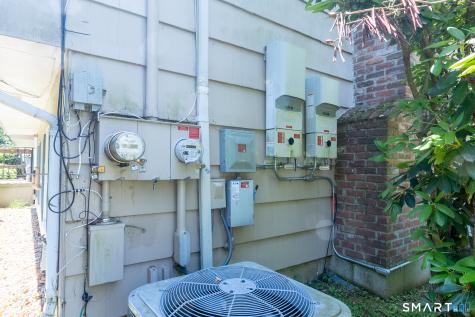 476 Derby Milford Road Orange CT 06477