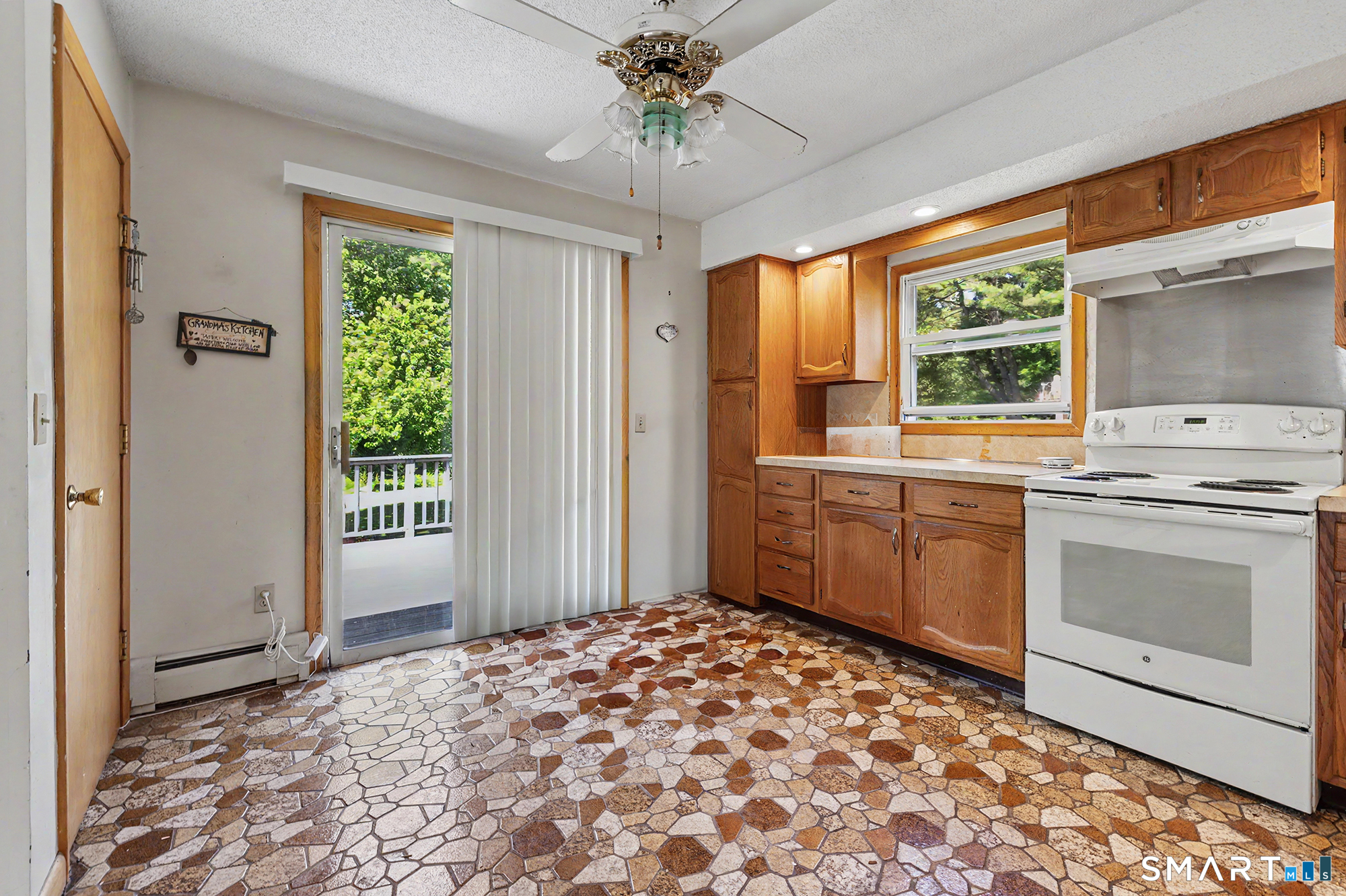 476 Derby Milford Road Orange CT 06477