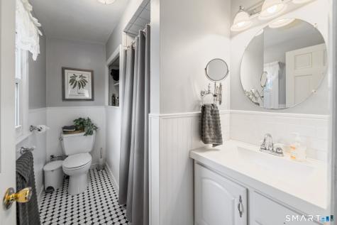 10 Mountain Trail East Hampton CT 06424
