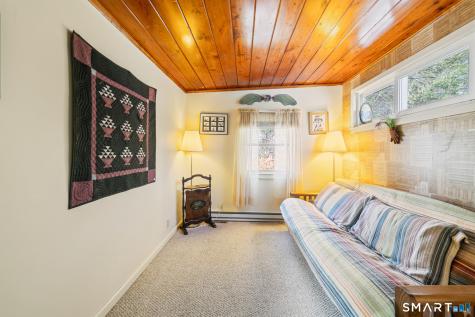 10 Mountain Trail East Hampton CT 06424