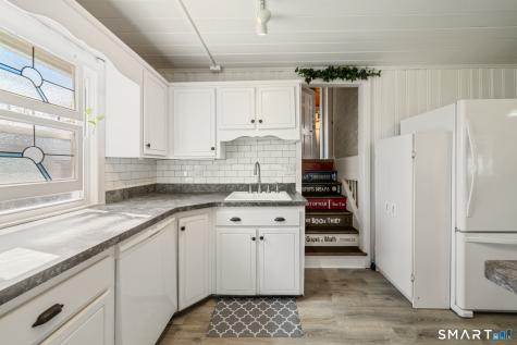 10 Mountain Trail East Hampton CT 06424