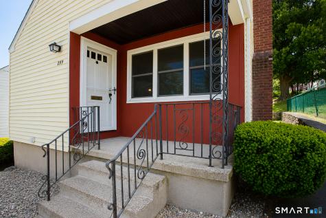 299 Commonwealth Avenue New Britain CT 06053