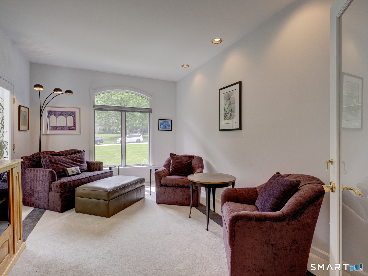 32 Avebury Lane Tolland CT 06084