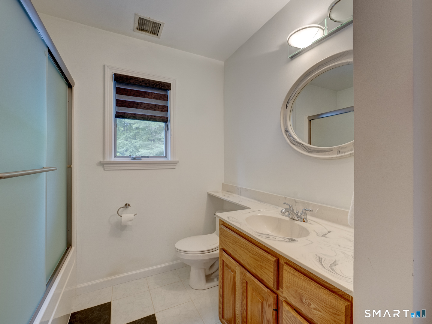 32 Avebury Lane Tolland CT 06084