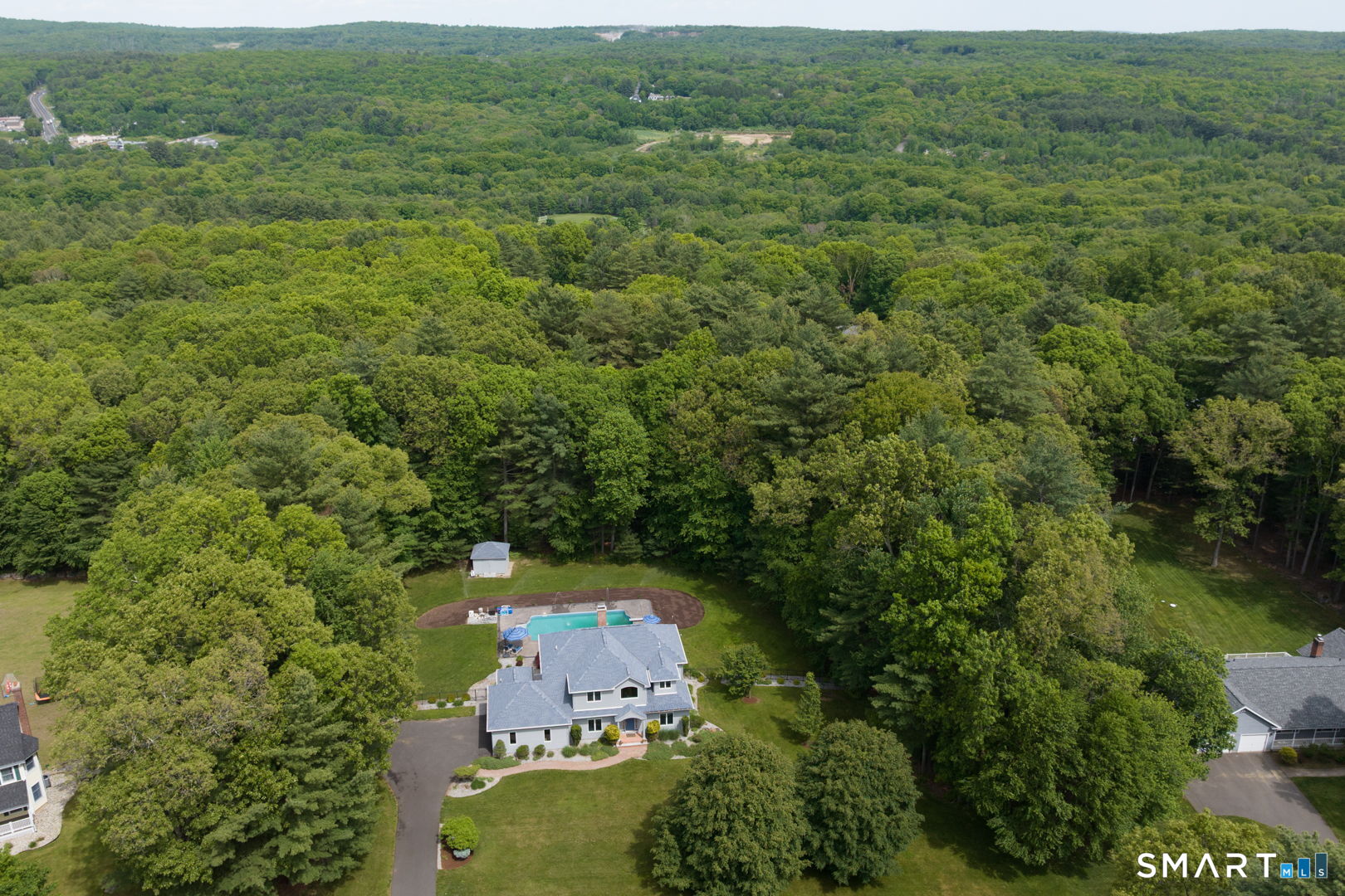 32 Avebury Lane Tolland CT 06084