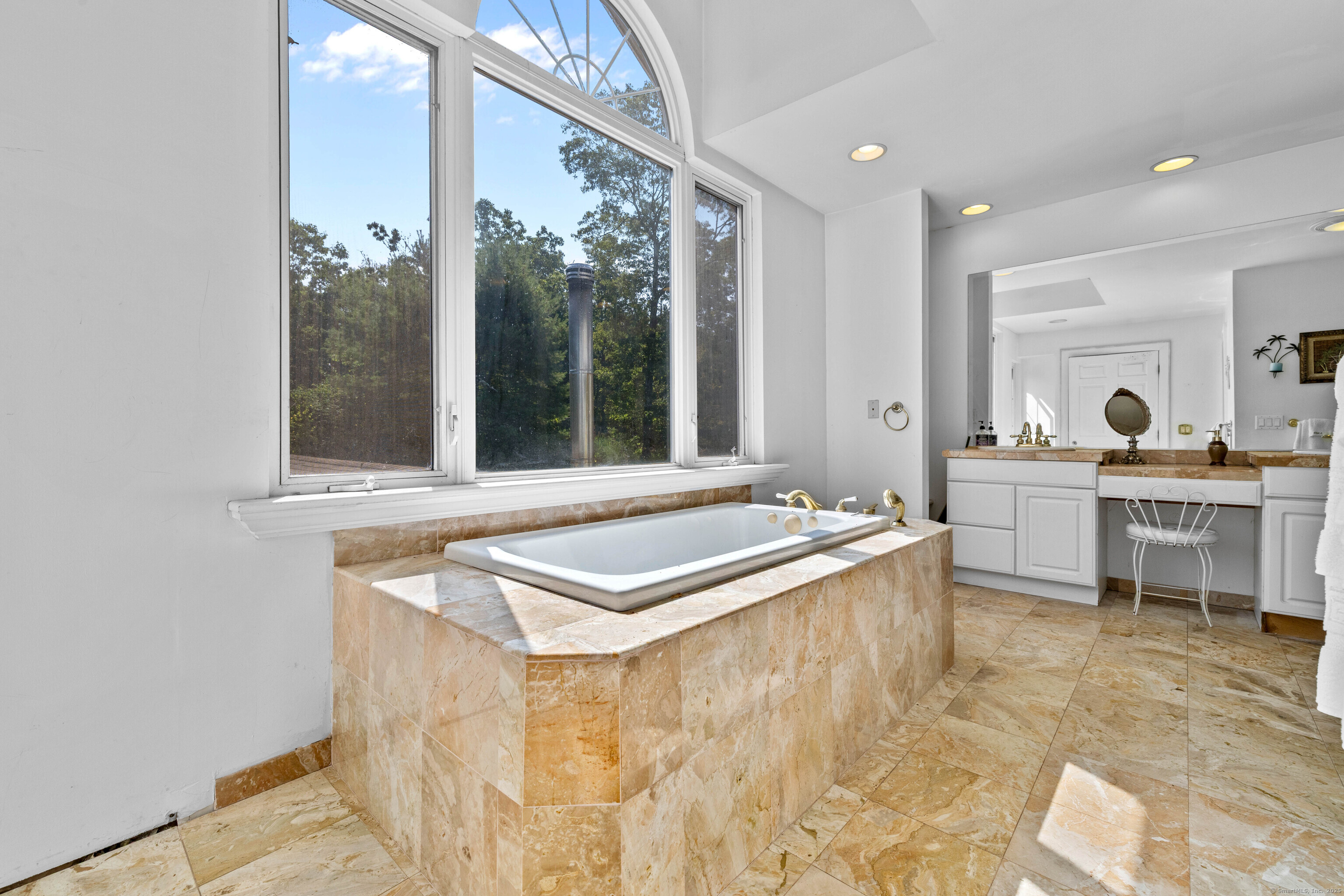 332 Lantern Hill Road Stonington CT 06355