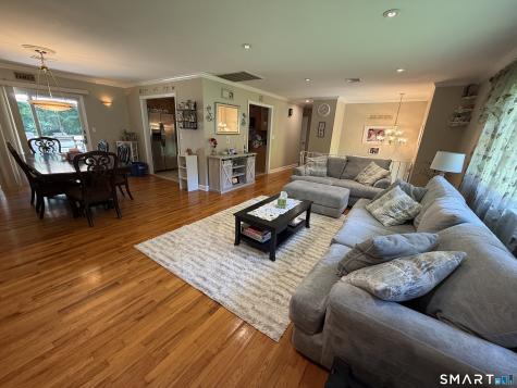 12 Briarwoods Terrace Trumbull CT 06611