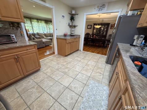12 Briarwoods Terrace Trumbull CT 06611