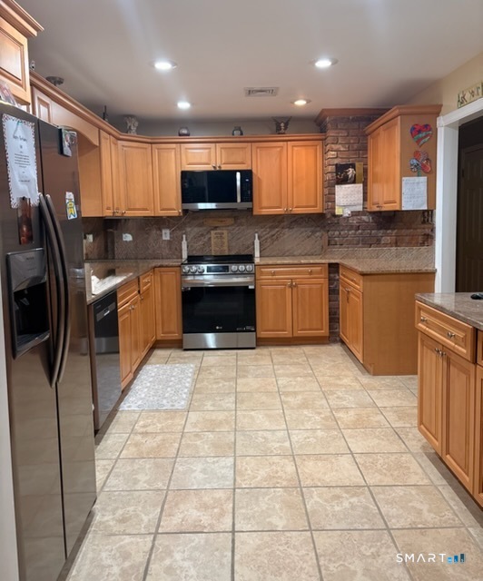 12 Briarwoods Terrace Trumbull CT 06611