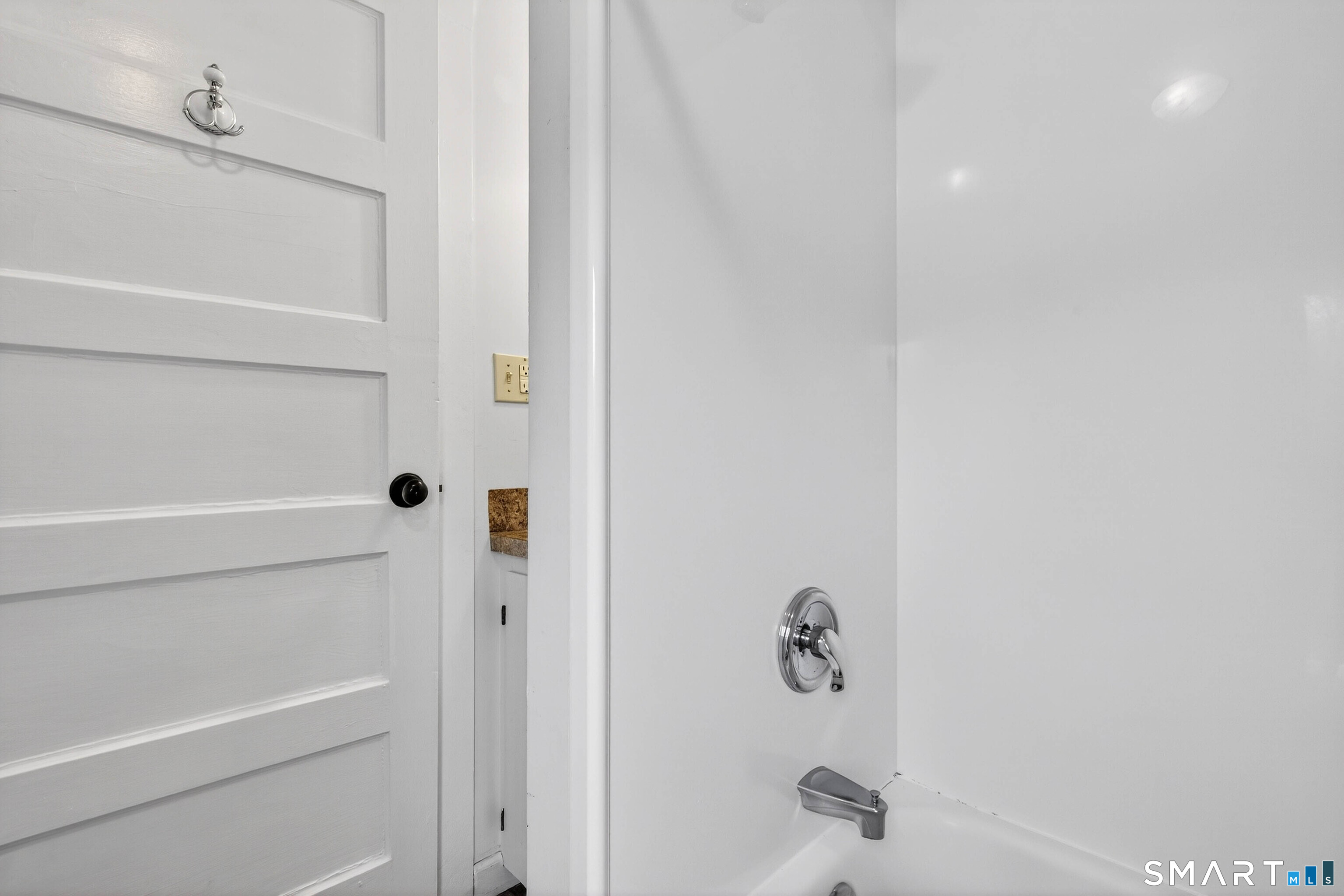 42 Neck Road Madison CT 06443