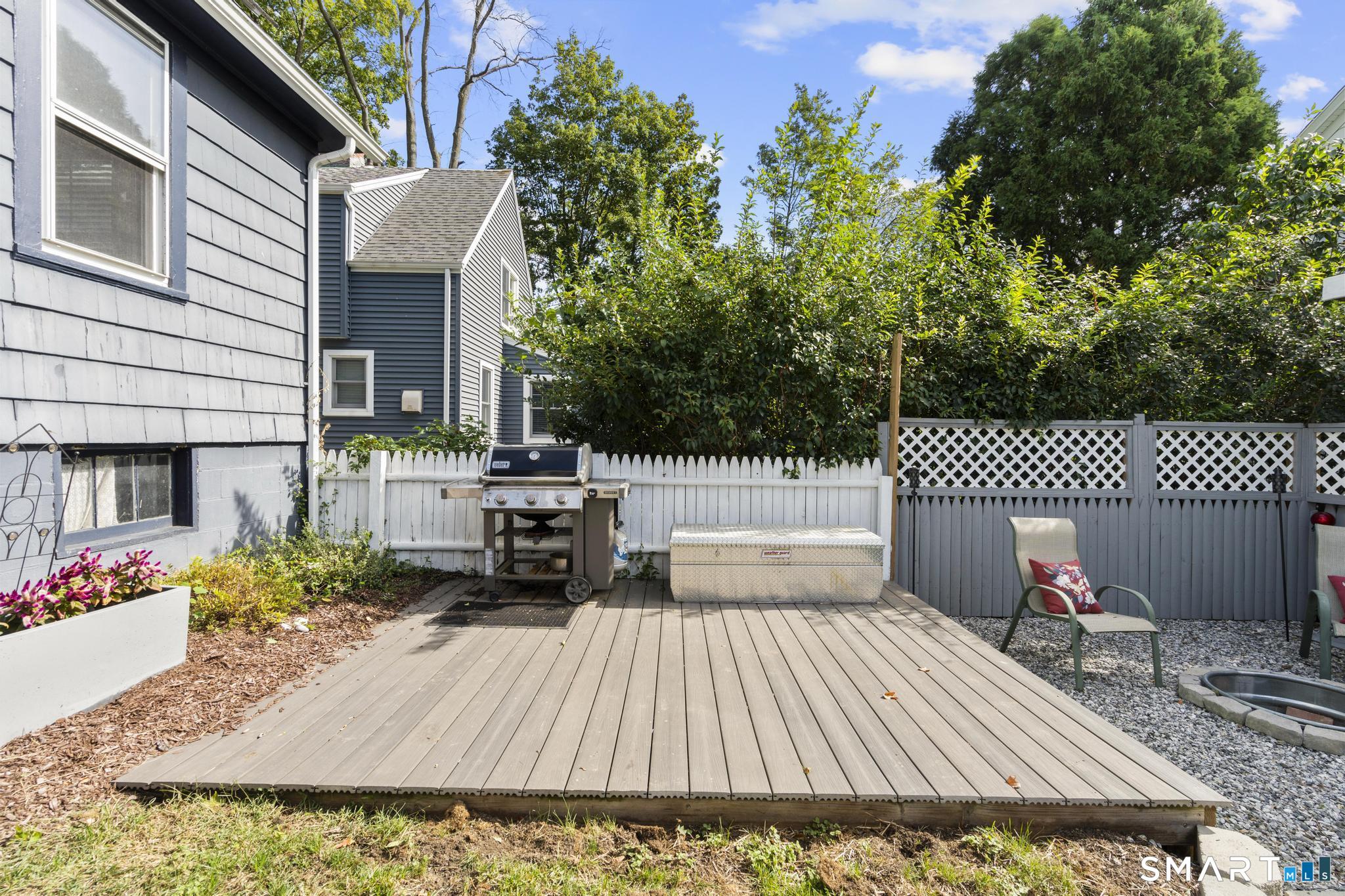 71 School Street Fairfield CT 06824