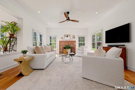 10 Chapman Place Redding CT 06896