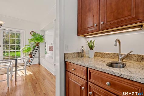 10 Chapman Place Redding CT 06896