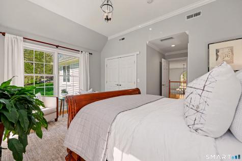 10 Chapman Place Redding CT 06896