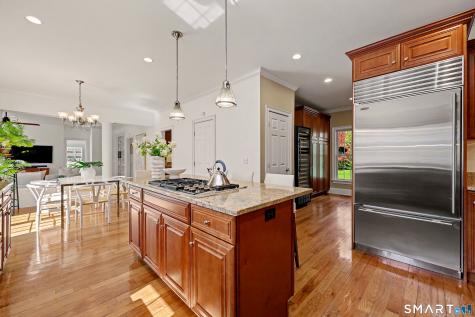 10 Chapman Place Redding CT 06896