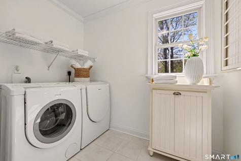 10 Chapman Place Redding CT 06896
